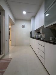 Blk 122B Rivervale Bank (Sengkang), HDB Executive #637321321